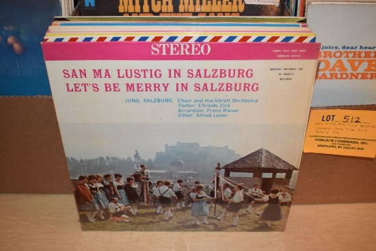 BOX W/45+ VINYL RECORDS: MITCH MILLER, FLOYD CRAMER,