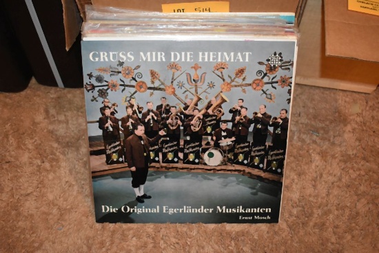 BOX W/45+ VINYL RECORDS: GERMAN, INSTRUMENTAL, ETC.