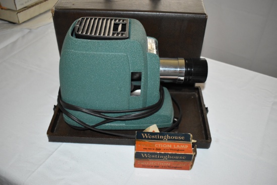 VINTAGE SKYLINE SVE SLICE PROJECTOR, MODEL B,