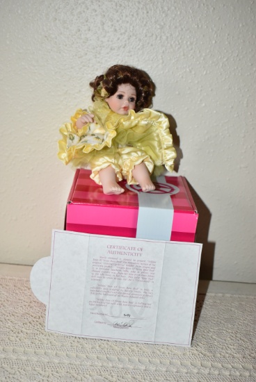 VINTAGE MARIE OSMOND PORCELAIN DOLL COLLECTION, " YELLOW ROSE OF TEXAS ROSE BUD"