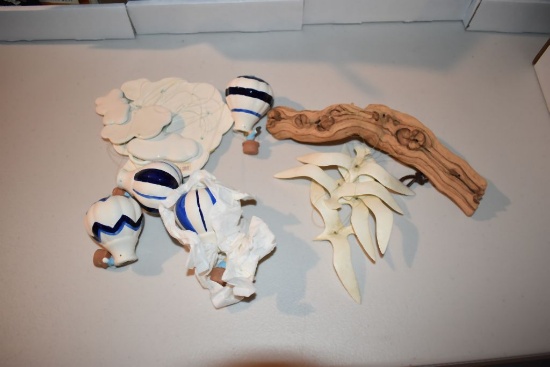 (2) VINTAGE CHIMES: DRIFTWOOD W/SEAGULLS &