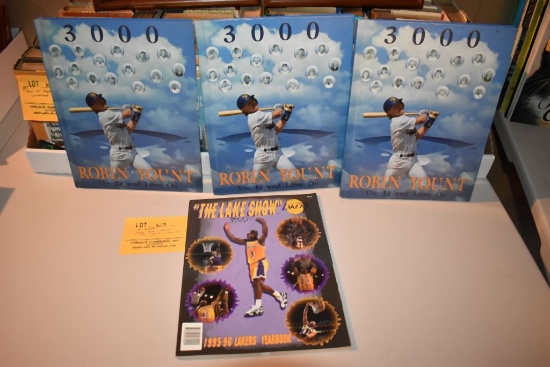 BOOKS: 3000 ROBIN YOUNT, THE LEGEND LIVES ON