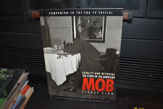 THE STORY OF THE AMERICAN MOB