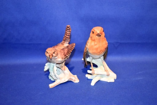 (2) VINTAGE GOEBEL BIRD FIGURINES: ROBIN ROUGE GORGE