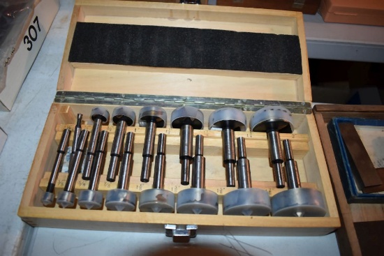 BOX OF CUTTERS, 1/4" TO 2-1/8"