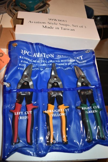 THREE PIECE AVIATION SNIPS SET IN ORGANIZER POUCH