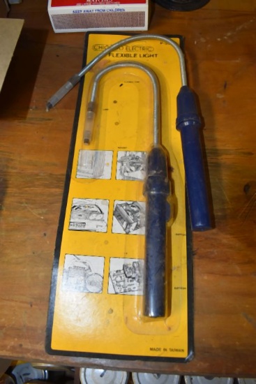 CHICAGO ELECTRIC FLEXIBLE LIGHT, 2 PCS