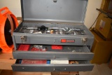 CRAFTSMAN METAL TOOLBOX WITH LIFT TOP AND