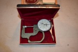 MITUTOYO 7304 DIAL THICKNESS GAUGE, .001-1.000