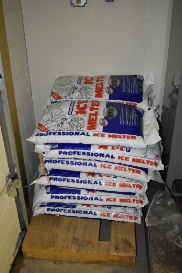 SKID W/4 BAGS OF PROFESSIONAL ICE MELTER