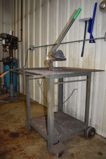 CENTRAL FORGE THROATLESS SHEAR NO. 38413 WITH