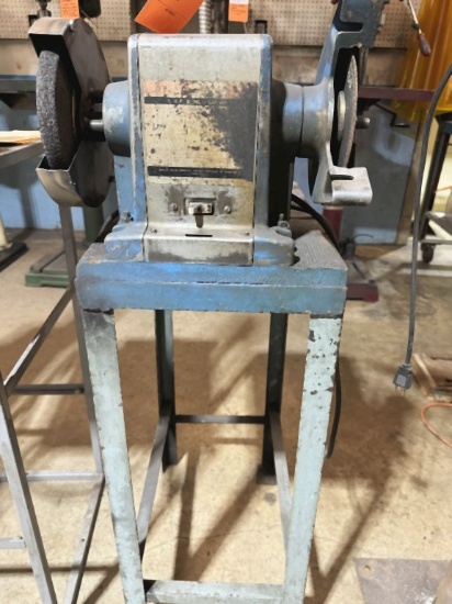 CRAFTSMAN 1/3 H.P. DOUBLE END GRINDER WITH STAND AND LIGHT