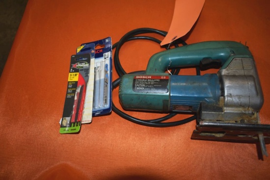 BOSCH JIG SAW MODEL 1581VS WITH EXTRA BLADES