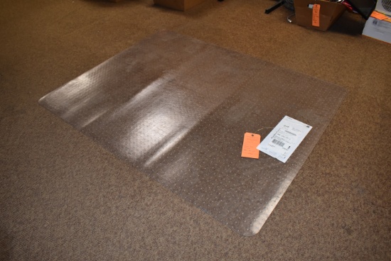 Quill Plastic Floor Protector approx: 4'X5'