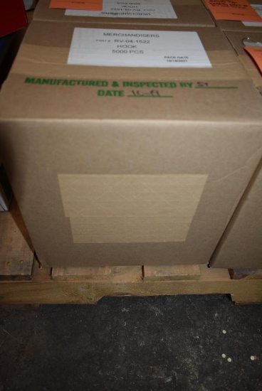 BOX WITH 5,000 "S" HOOKS, PART #RV-O4-1522