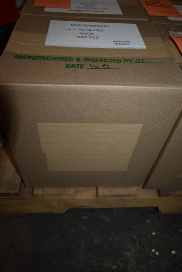 BOX WITH 5,000 "S" HOOKS, PART #RV-O4-1522