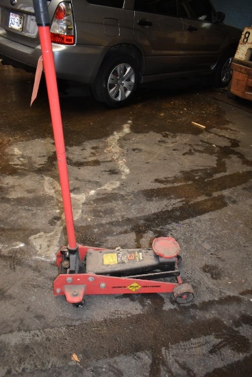 ALLIED THREE TON CAPACITY HYDRAULIC JACK