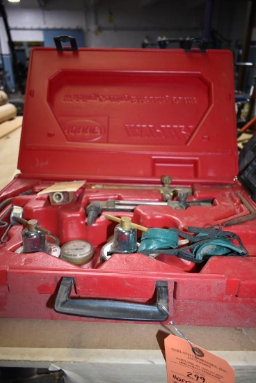 HARRIS TORCH SET WITH GAUGES IN CASE
