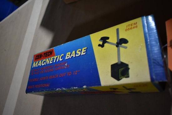 CEN-TECH MAGNETIC BASE IN BOX
