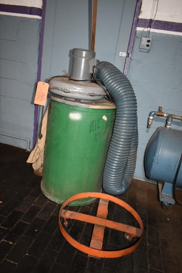 CINCINNATI DUST COLLECTOR MODEL 1Z8638, SINGLE PHASE, 1 H.P., 700 CFM W/BARREL & DOLLY BASE