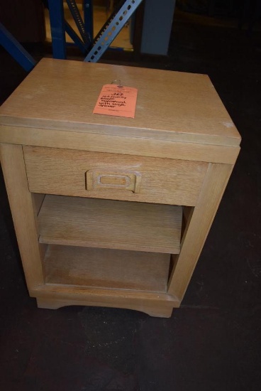 MID CENTURY BLONDE NIGHTSTAND WITH SINGLE DRAWER