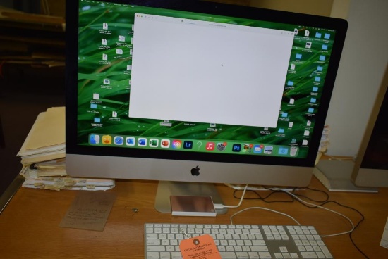 APPLE COMPUTER, 26"