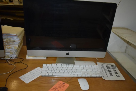 APPLE COMPUTER, 26"