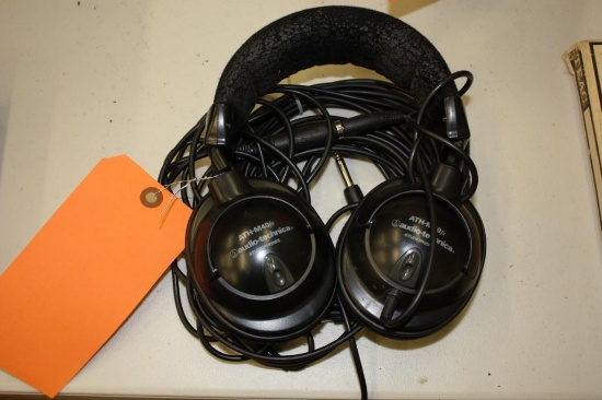 AUDIO-TECHNICA STUDIO HEADPHONES, MODEL ATH-M40fs