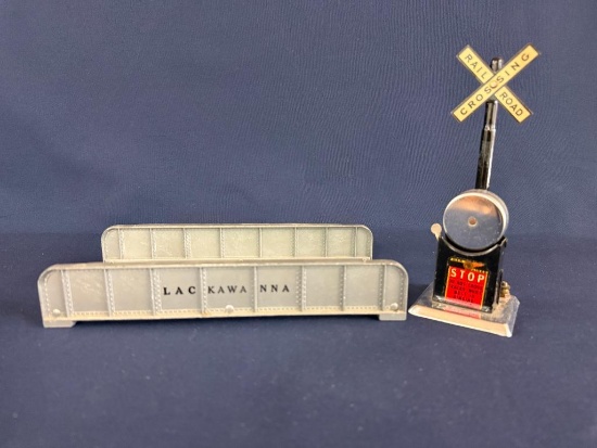 AMERICAN FLYER TRAINS, NO. 581-GIRDER BRIDGE AND MARX FLASHING CROSSING SIGNAL, NO. 418