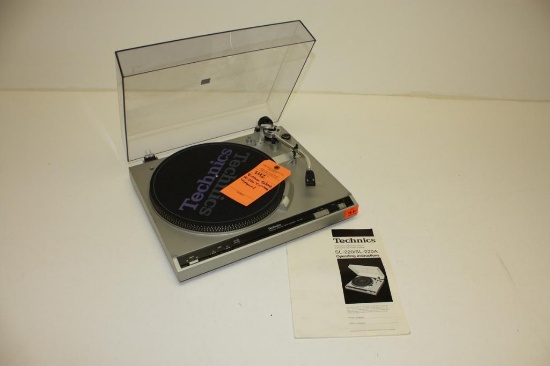 Vintage Technics SL-220 Turntable W/ Manual