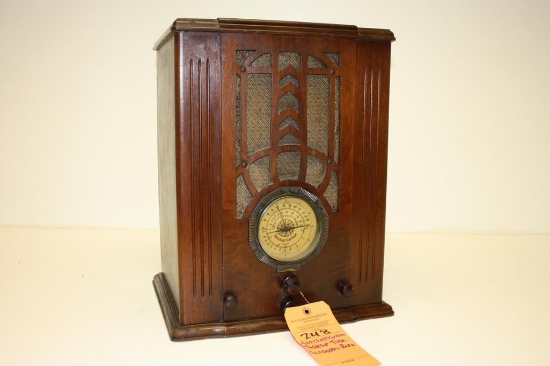 Antique Setchell Carlson Tabletop Wooden Tube Radio