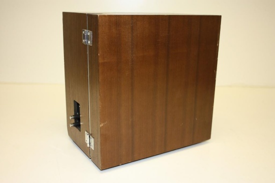 Vintage 7" Roberts 1740X Reel-to-reel Tape Deck