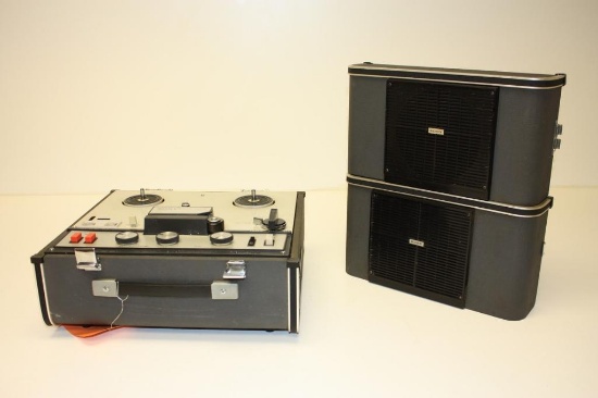 Vintage 7" Sony Portable Stereo Reel-to-reel TC-200 Suitcase Tape Recorder