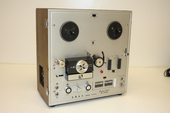 Vintage 7" Akai X150D Reel-to-reel Tape Player