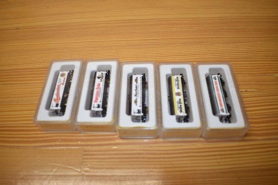 (5) Marklin Mini-club train cars: