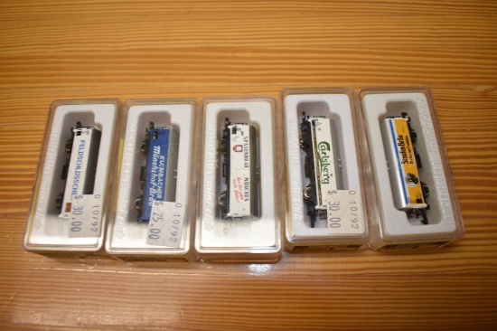 (5)Marklin Mini-Club train cars: