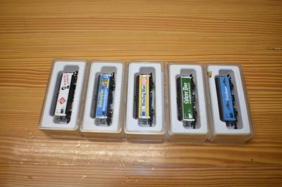 (5) Marklin Mini club train cars: