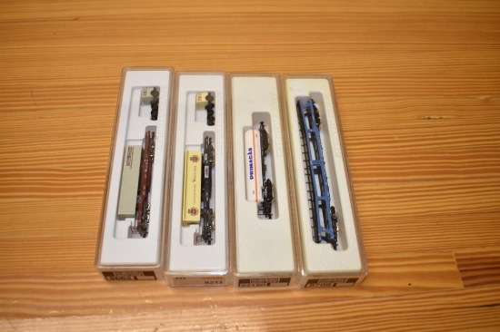 (4) Marklin Mini-club train cars: