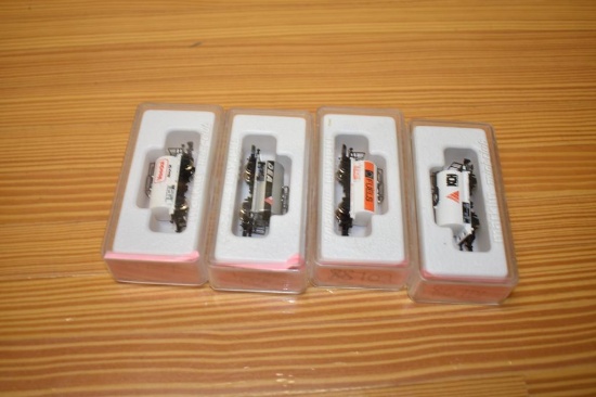 (4) Marklin Mini- Club train cars: