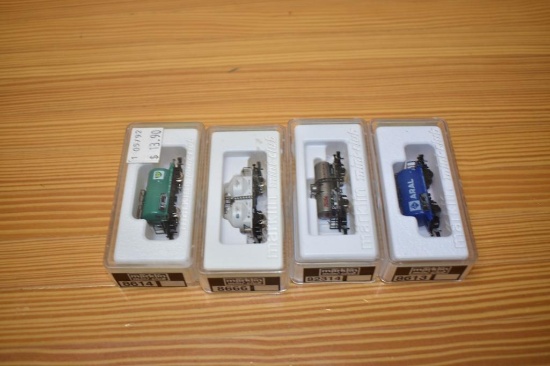 (4) Marklin Mini-club train cars: