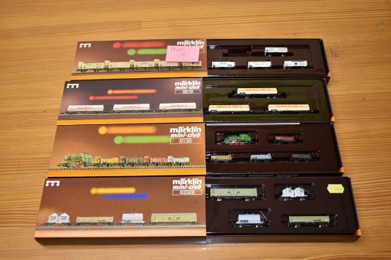 (4) Marklin Mini-club train cars;