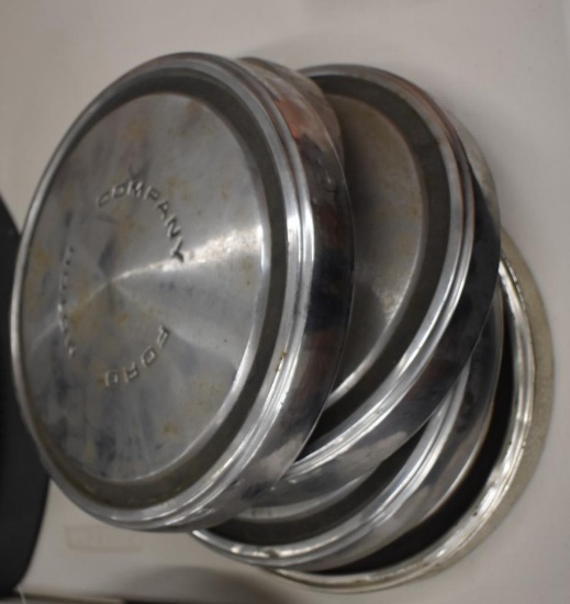 Ford Dog Dish Hubcaps 1969 1970 1971, may be NOS but have some damage from storage (quan 5)