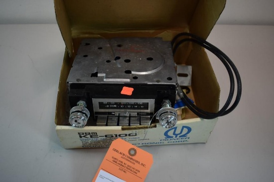 1970s Chevrolet Pontiac Buick Corvette AM FM Radio, Delco 16009960, in Pioneer KE-6100 Box