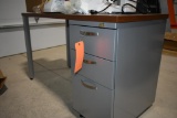 SMALL THREE DRAWER DESK, WOODGRAIN TOP, NO CONTENTS, WITH KEY 4