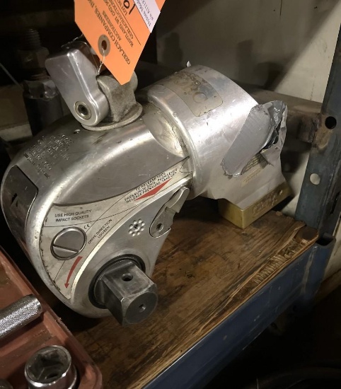 HYTORC MODEL HY-10MXT-SA, S/N A1118 TORQUE MULTIPLIER WITH HYDRAULIC HOSE APPROX 50' - 60'