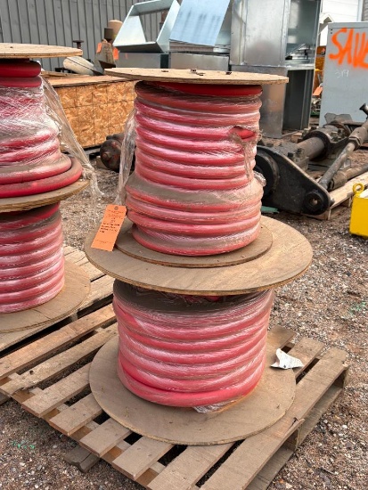 ROLL OF RED GATES DUROFLEX MULTI-PURPOSE 1" X 1 1/2" HOSE