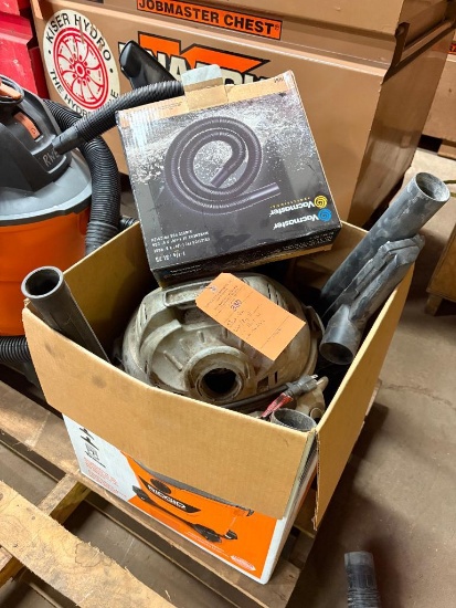 SHOP VAC/ WET/DRY VACUUM IN BOX WITH ALL TOOLS