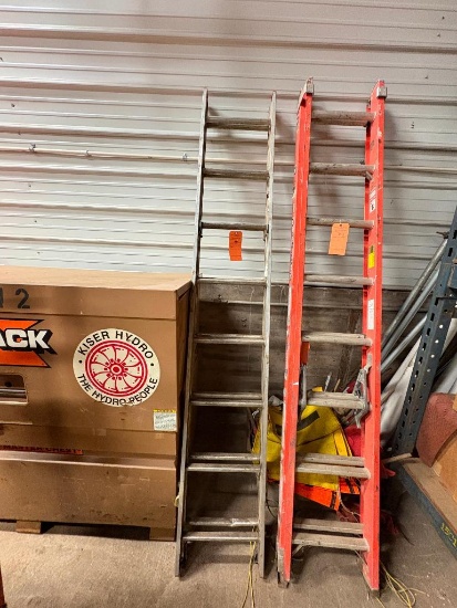 WERNER 16' ALUMINUM EXTENSION LADDER, 200# CAPACITY
