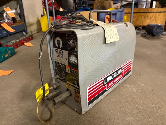 LINCOLN ELECTRIC LN-25 WIRE FEEDER