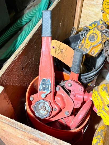 (1) BUCKET WITH (2) 6 TON COME-A-LONGS